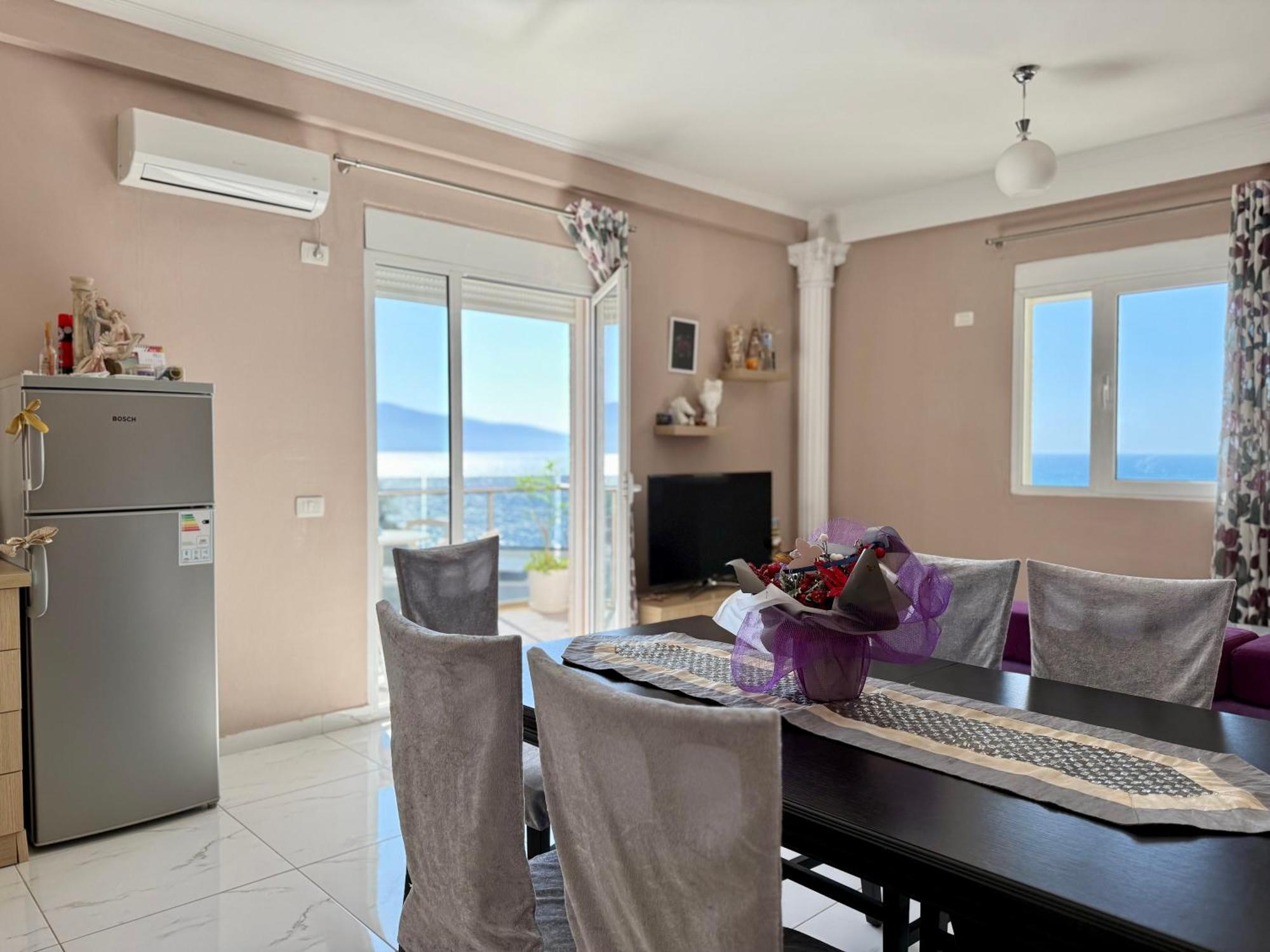 Spectacular Seaview Apartment Vlore Exterior photo